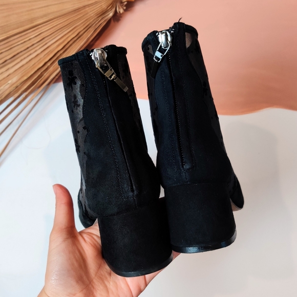 skyler ankle bootie with tea rose mesh